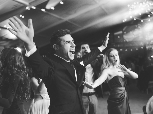 fotograf nunta braila petrecere dans invitati si miri atmosfera eveniment